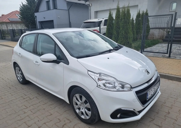 Peugeot 208 cena 33900 przebieg: 28410, rok produkcji 2019 z Złocieniec małe 137